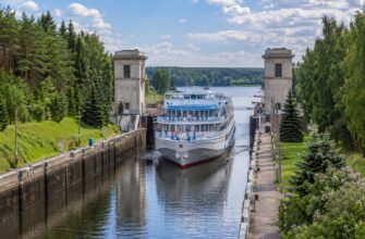 Круиз Москва — Санкт-Петербург на теплоходе: маршрут, шлюзы и остановки